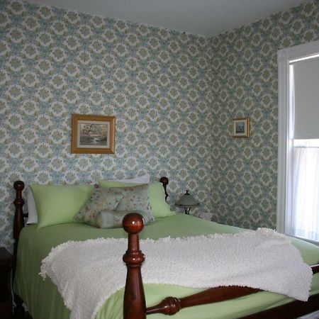 Sackville Bed And Breakfast Екстер'єр фото