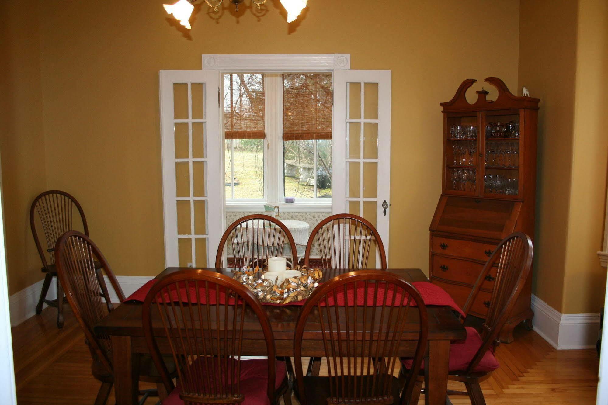 Sackville Bed And Breakfast Екстер'єр фото