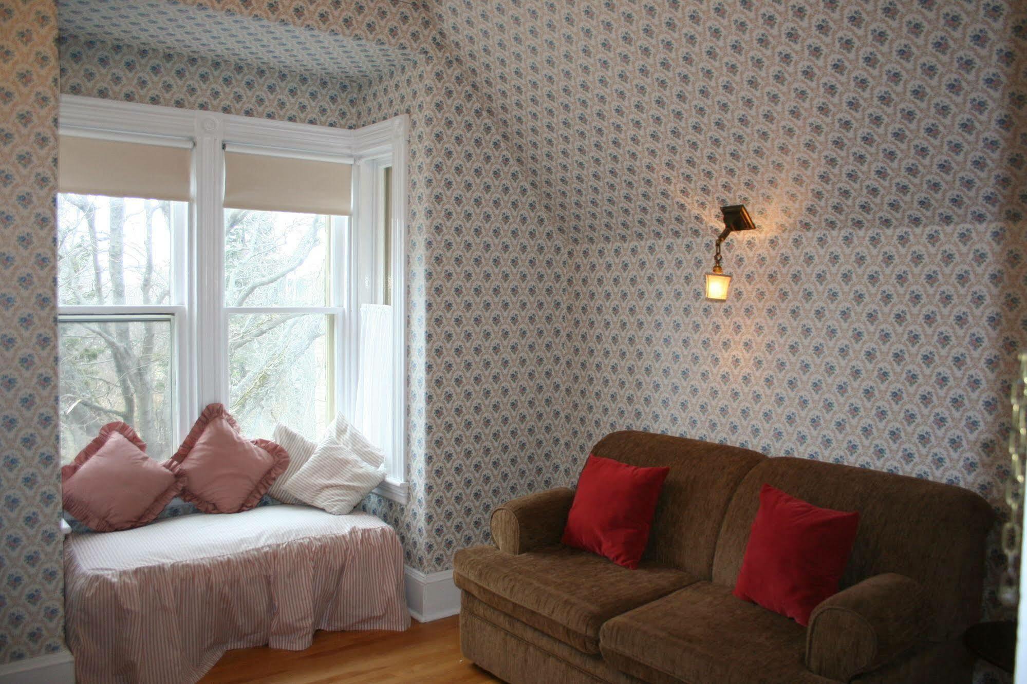 Sackville Bed And Breakfast Екстер'єр фото